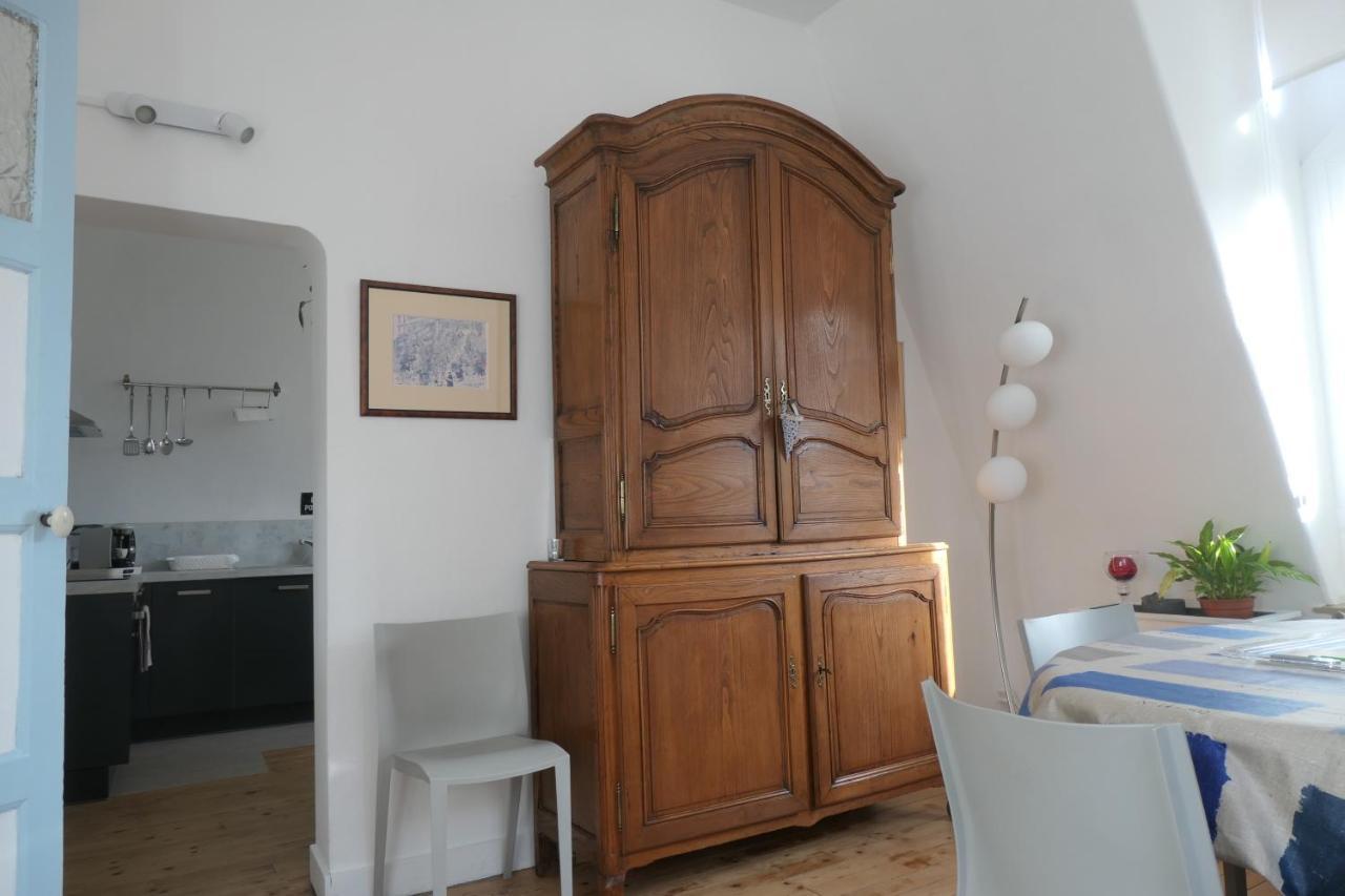 - Leopold A Malo Apartment